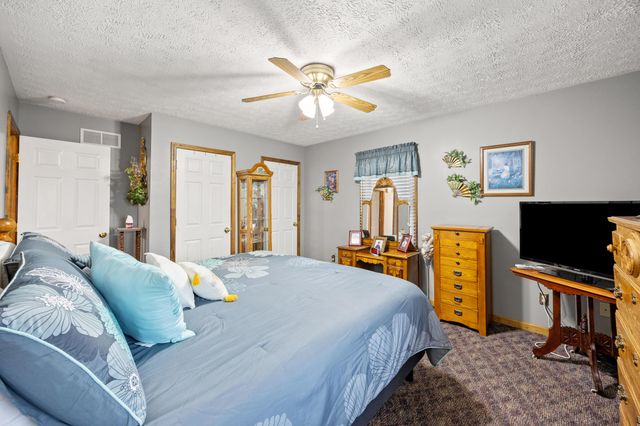 1518 Oakland Lane, Harrodsburg, KY 40330