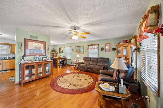 1518 Oakland Lane, Harrodsburg, KY 40330
