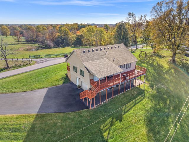 1518 Oakland Lane, Harrodsburg, KY 40330