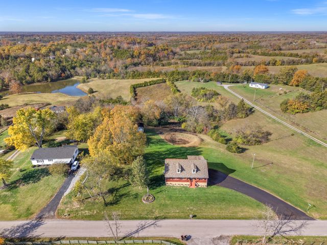 1518 Oakland Lane, Harrodsburg, KY 40330