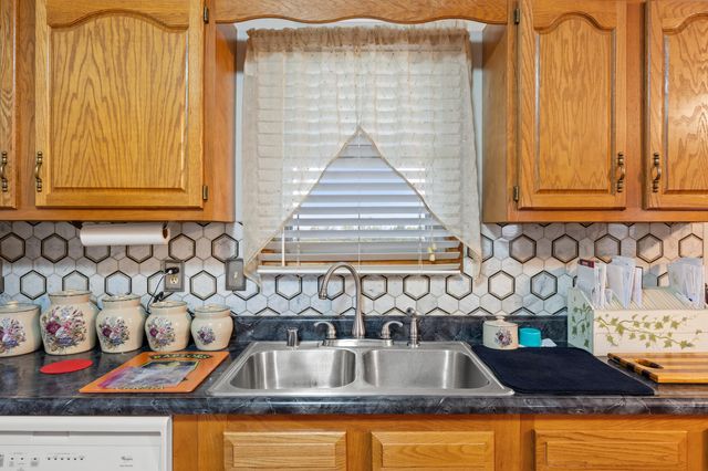 1518 Oakland Lane, Harrodsburg, KY 40330