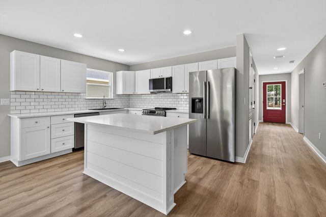 5327 B Kervin Road, Crestview, FL 32539