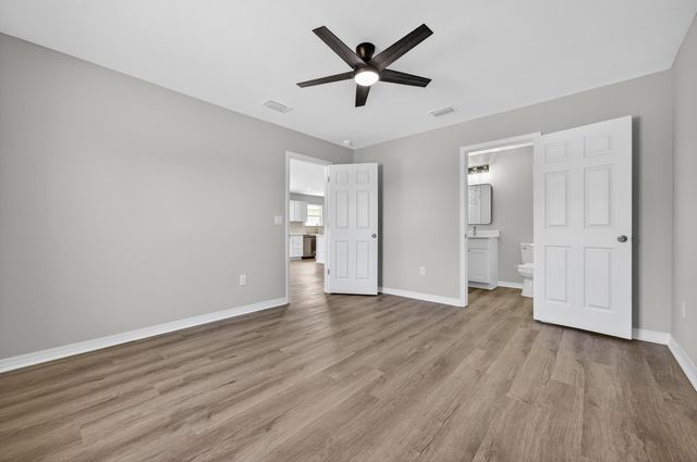 5327 B Kervin Road, Crestview, FL 32539