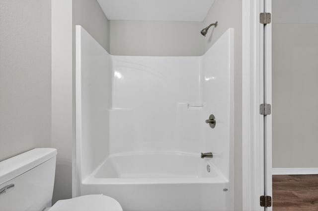 5327 B Kervin Road, Crestview, FL 32539