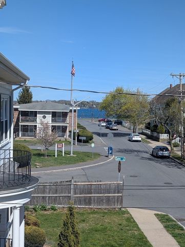 37 Lafayette Place 2, Salem, MA 01970