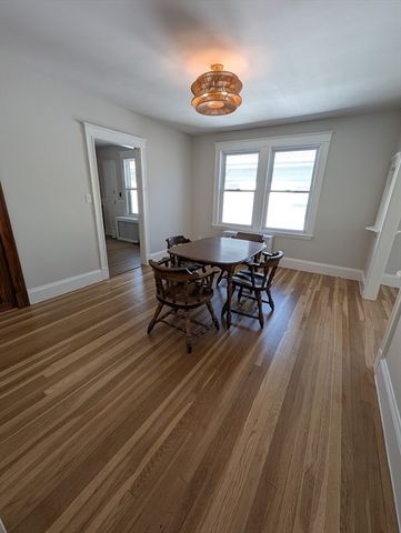 37 Lafayette Place 2, Salem, MA 01970