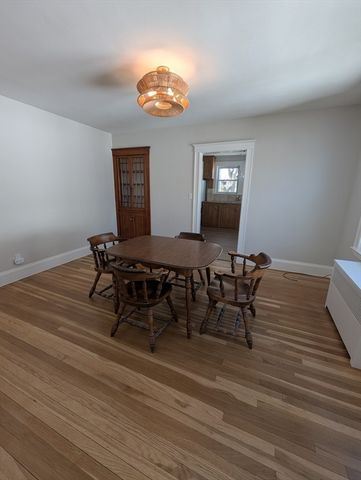 37 Lafayette Place 2, Salem, MA 01970