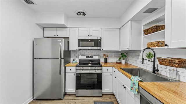 265 E THELMA STREET, Lake Alfred, FL 33850