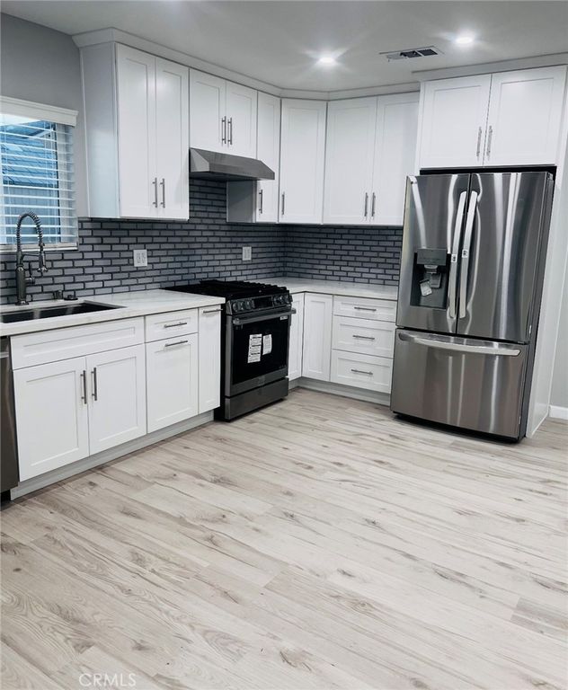 12749 KITTRIDGE Street, North Hollywood, CA 91606
