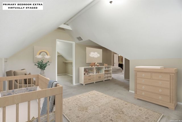 220 LARK LN, New Braunfels, TX 78132