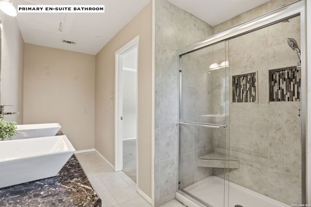 220 LARK LN, New Braunfels, TX 78132