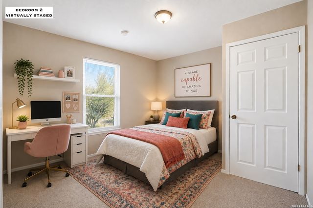 220 LARK LN, New Braunfels, TX 78132