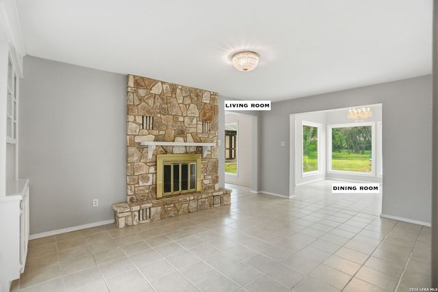 220 LARK LN, New Braunfels, TX 78132