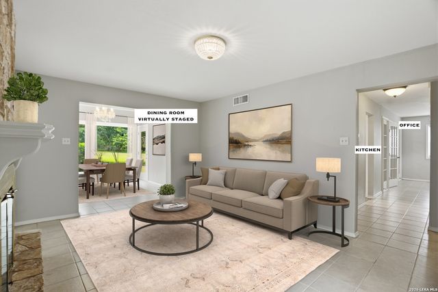 220 LARK LN, New Braunfels, TX 78132