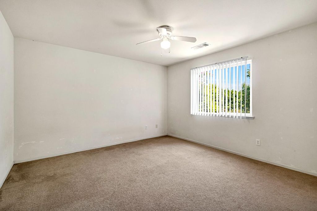 Image 23 of property listing at 319 Marie Street, Mendota, CA 93640