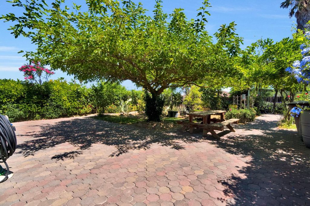 Image 29 of property listing at 319 Marie Street, Mendota, CA 93640