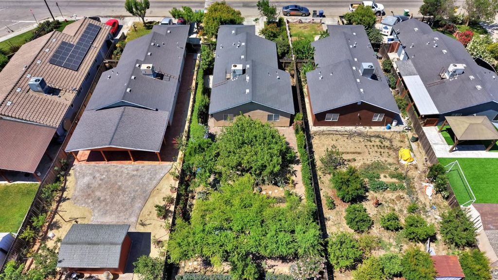 Image 30 of property listing at 319 Marie Street, Mendota, CA 93640