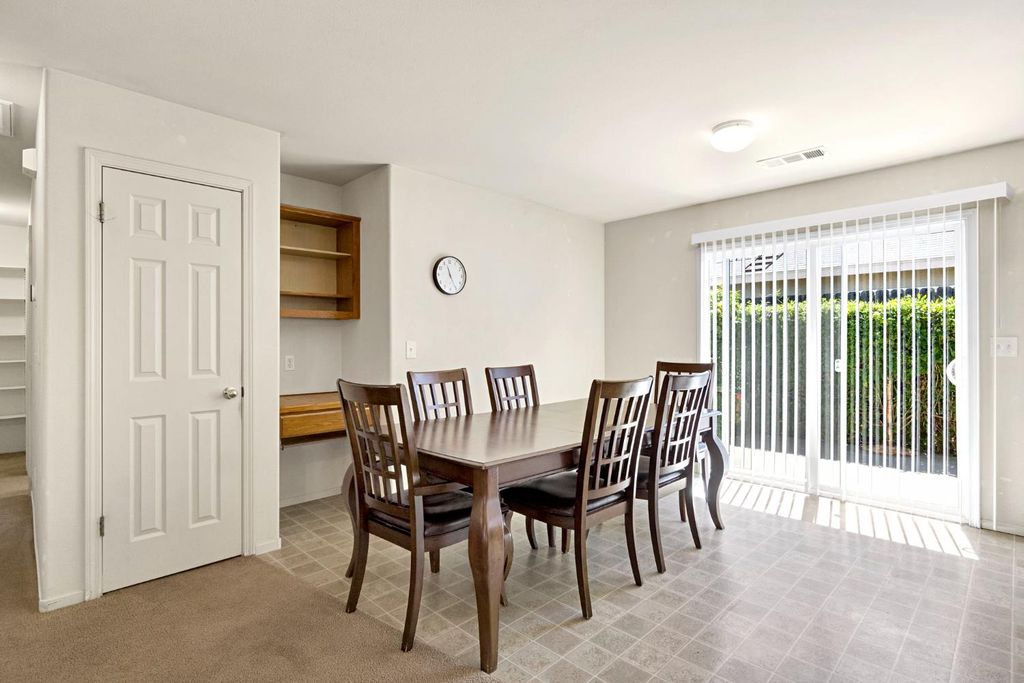 Image 8 of property listing at 319 Marie Street, Mendota, CA 93640