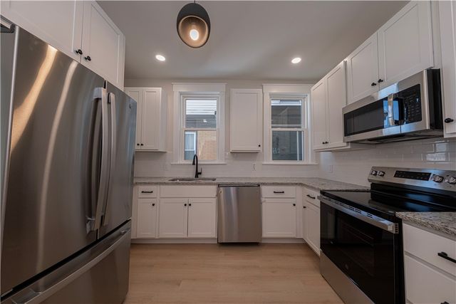 1667 Potomac Ave, Dormont, PA 15216