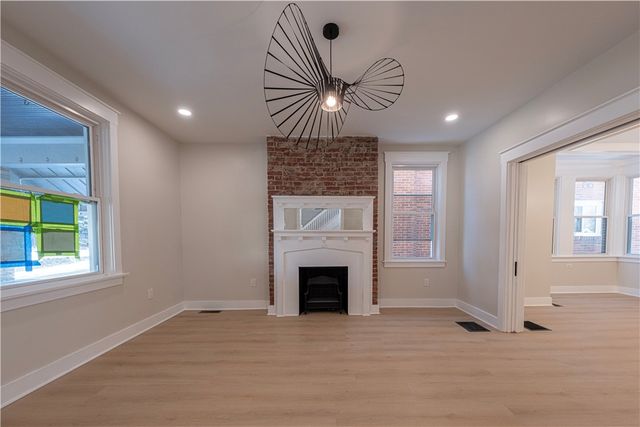 1667 Potomac Ave, Dormont, PA 15216