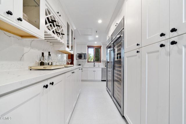 380 W Green Street, Pasadena, CA 91105