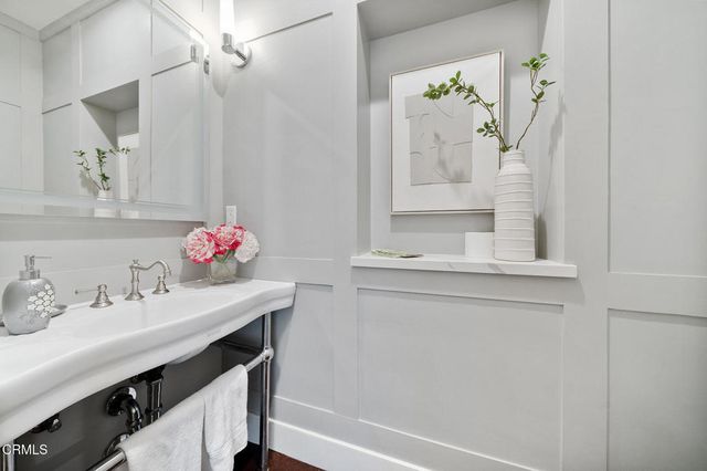 380 W Green Street, Pasadena, CA 91105