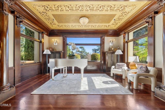 380 W Green Street, Pasadena, CA 91105