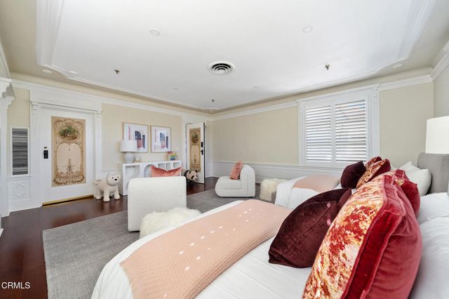 380 W Green Street, Pasadena, CA 91105