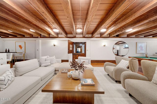 380 W Green Street, Pasadena, CA 91105