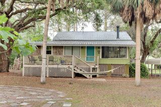 21 Saint James Street, Panacea, FL 32346