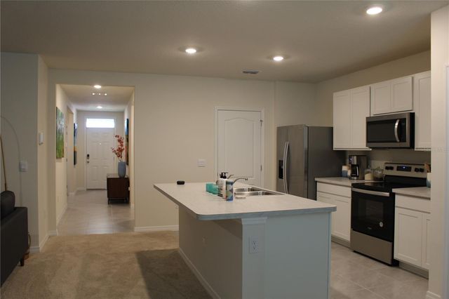 2917 CANARY LANE, Tavares, FL 32778