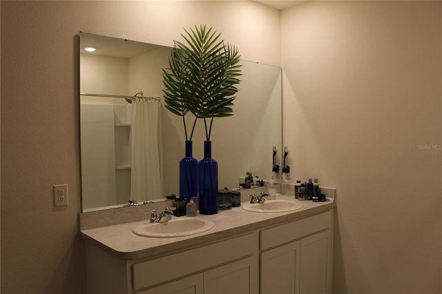 2917 CANARY LANE, Tavares, FL 32778