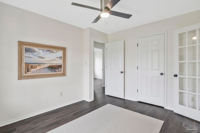 4026 Shorewood Dr, Pensacola, FL 32507