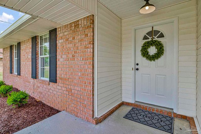 4026 Shorewood Dr, Pensacola, FL 32507