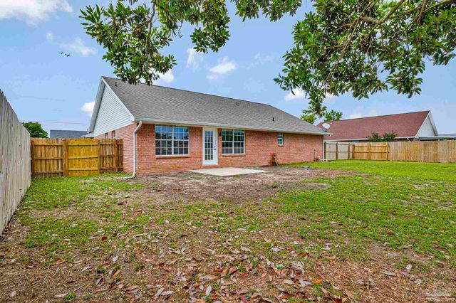 4026 Shorewood Dr, Pensacola, FL 32507