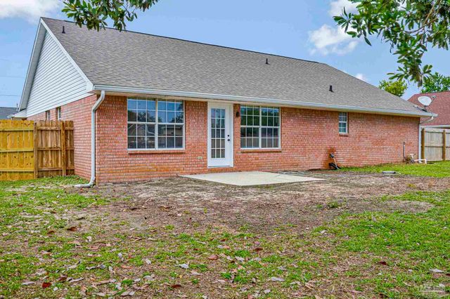 4026 Shorewood Dr, Pensacola, FL 32507