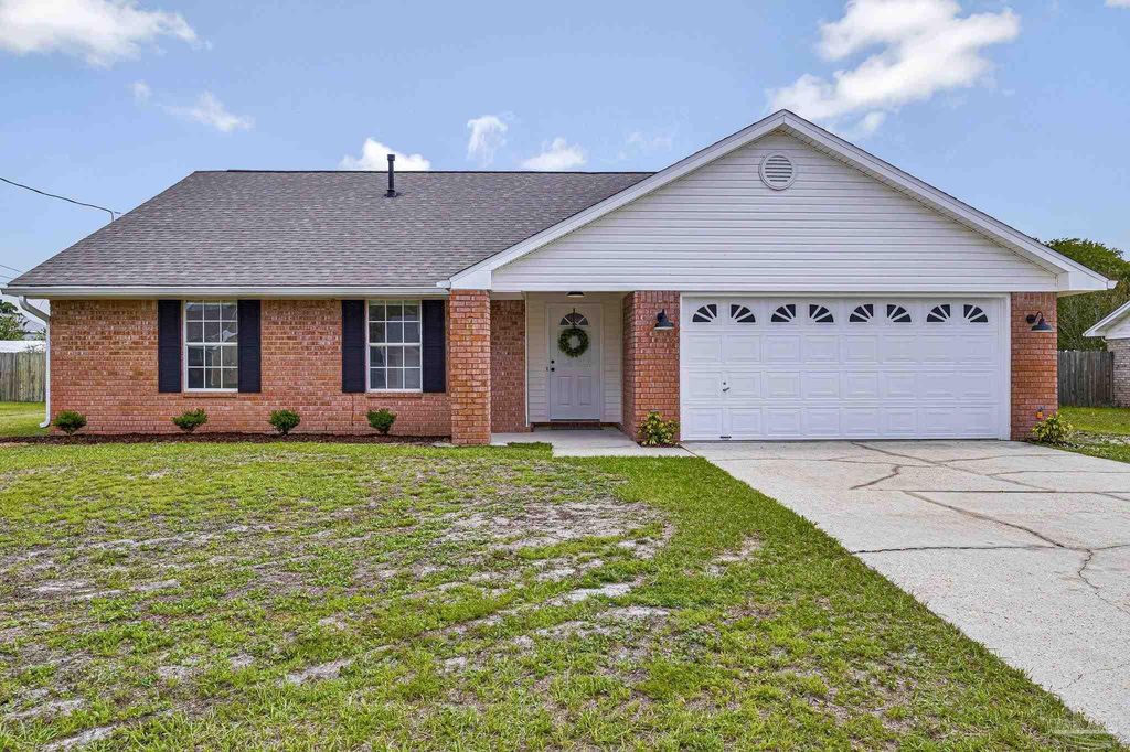 4026 Shorewood Dr, Pensacola, FL 32507