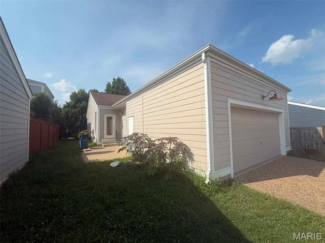 3405 Banner Street, St Charles, MO 63301