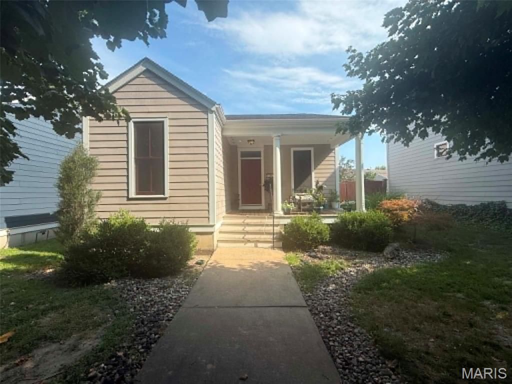 3405 Banner Street, St Charles, MO 63301