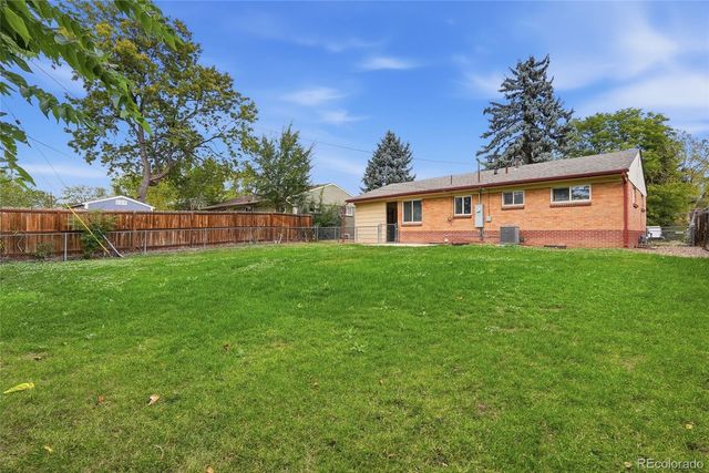 8605 Concord Lane, Westminster, CO 80031