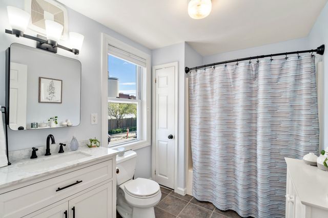 334 Medford St 2, Boston, MA 02129