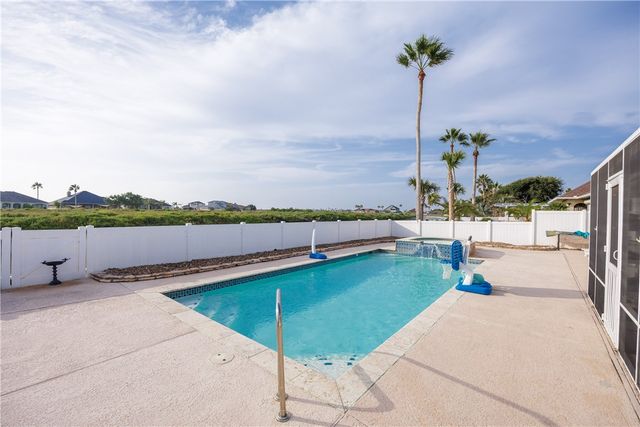 14846 Dasmarinas Dr, Corpus Christi, TX 78418