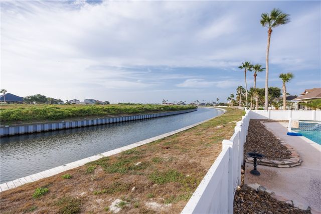 14846 Dasmarinas Dr, Corpus Christi, TX 78418