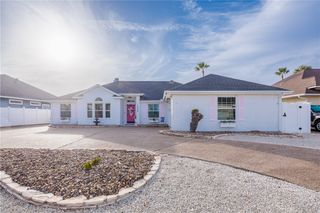 14846 Dasmarinas Dr, Corpus Christi, TX 78418