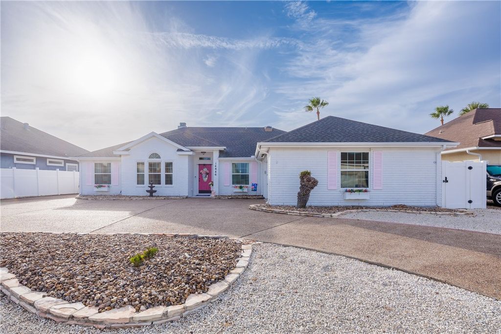 14846 Dasmarinas Dr, Corpus Christi, TX 78418