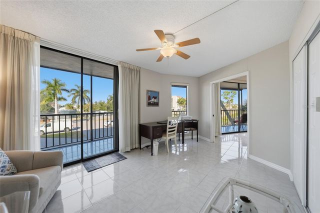 25188 MARION AVENUE D112, Punta Gorda, FL 33950