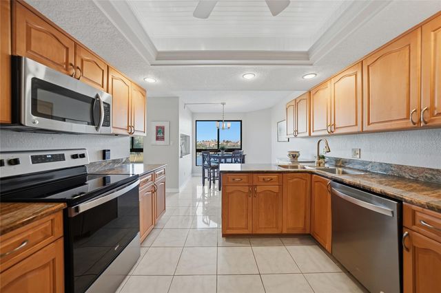 25188 MARION AVENUE D112, Punta Gorda, FL 33950