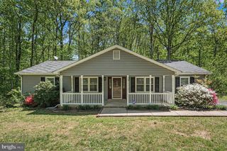 64 HILLCREST DR, Stafford, VA 22556