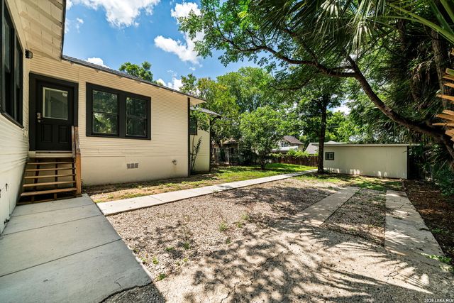 407 E COURTLAND PL, San Antonio, TX 78212