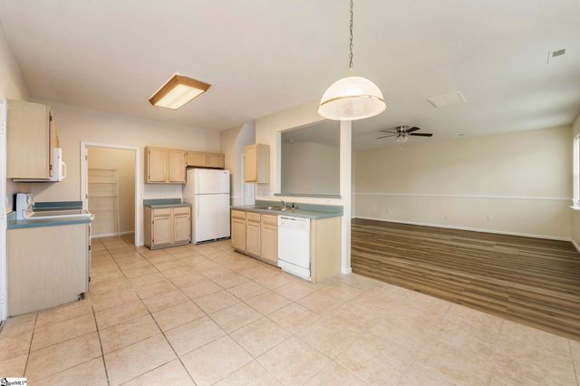 343 Annabel Drive, Boiling Springs, SC 29316